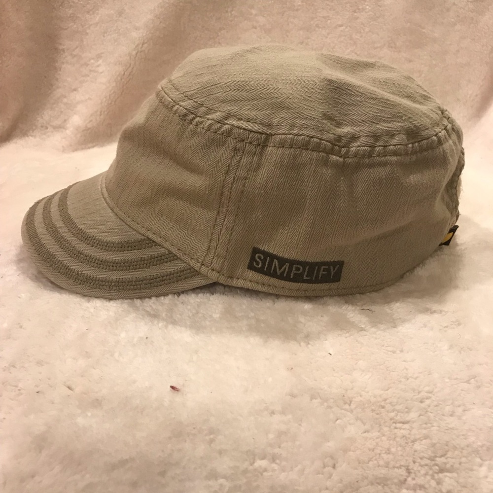 Life is Good women’s hat